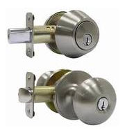 This is a photo of a lockable deadbolt and doorknob.